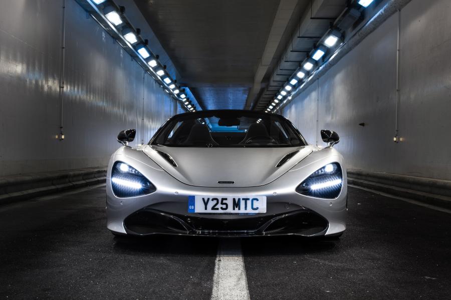  McLaren 720S Spider 2019 года  (WW) (фото 25 из 35)